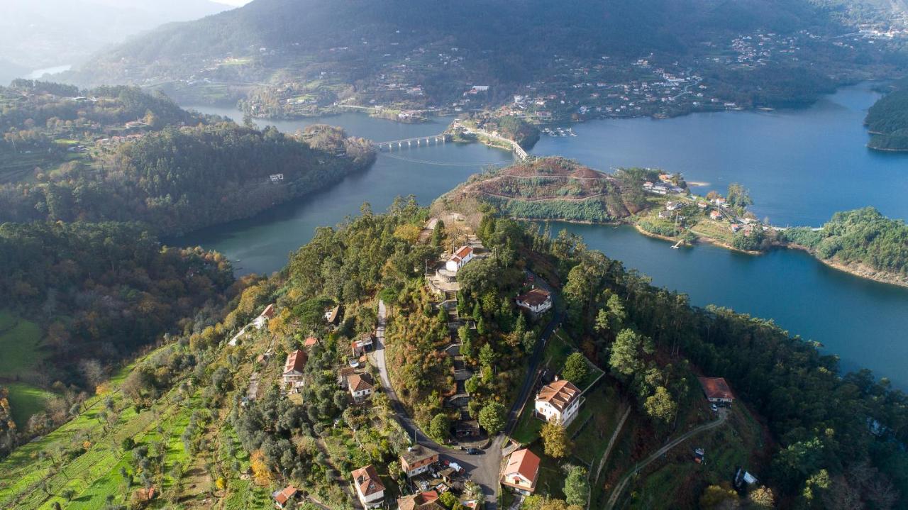 Alojamento de Crasto - Gerês Exterior foto